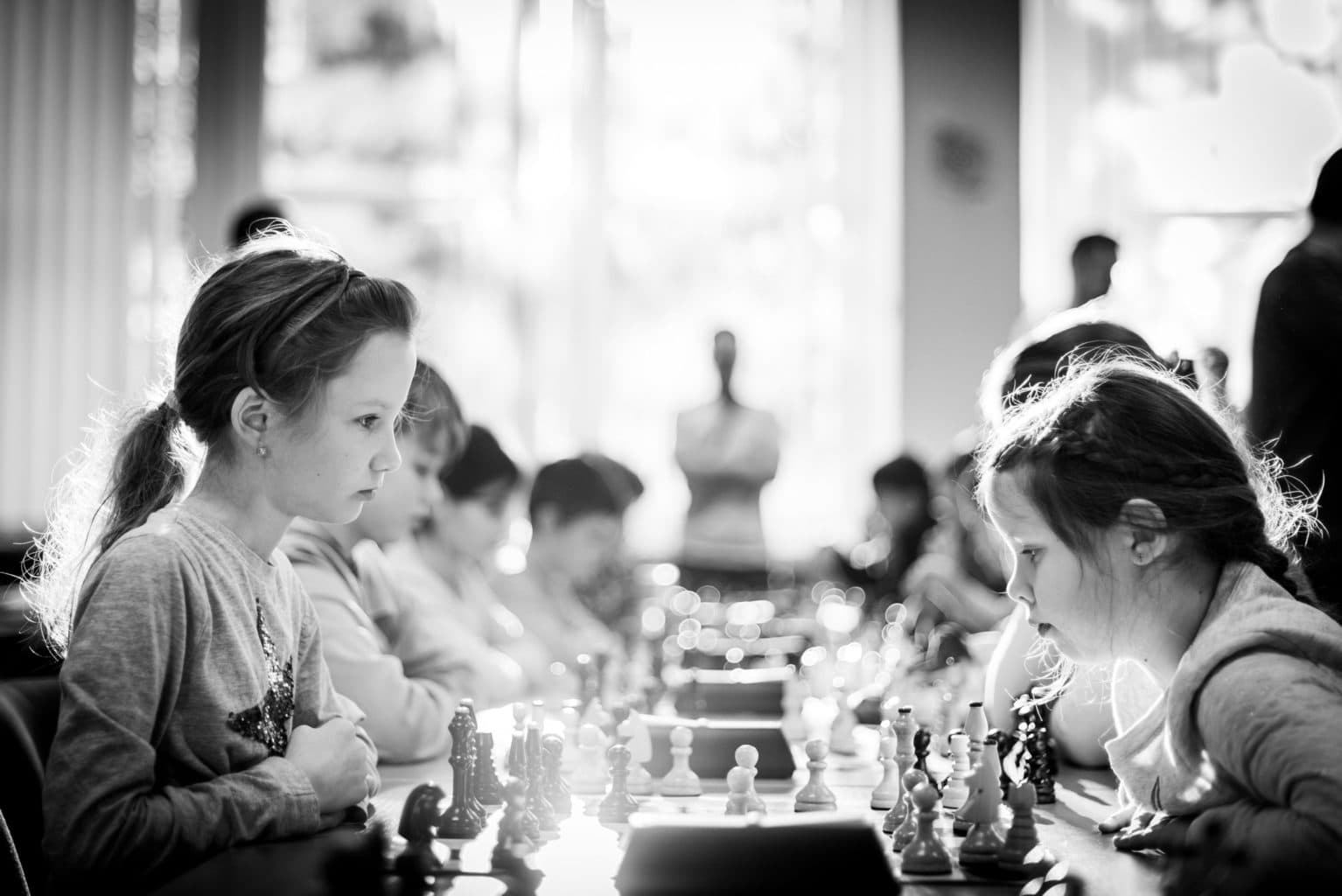 Teaching children to play chess found to decrease risk aversion