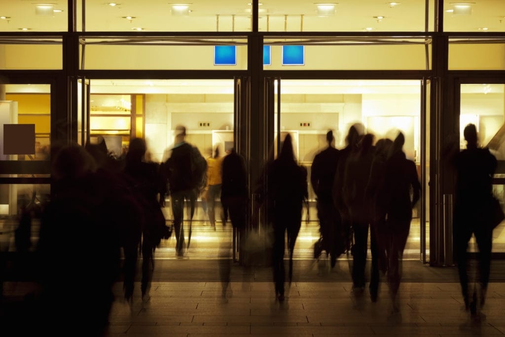 Packed to the rafters: why reducing crowds enhances our shopping experience